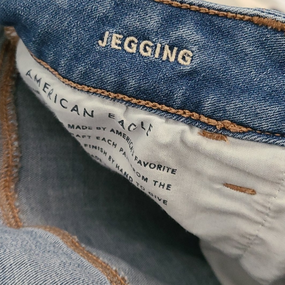 American Eagle Jeans - Size 8 - Picture 4 of 5